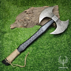 Handcrafted Fantasy Axe – Double-Head Carbon Steel Art for Cosplay & Collector Displays